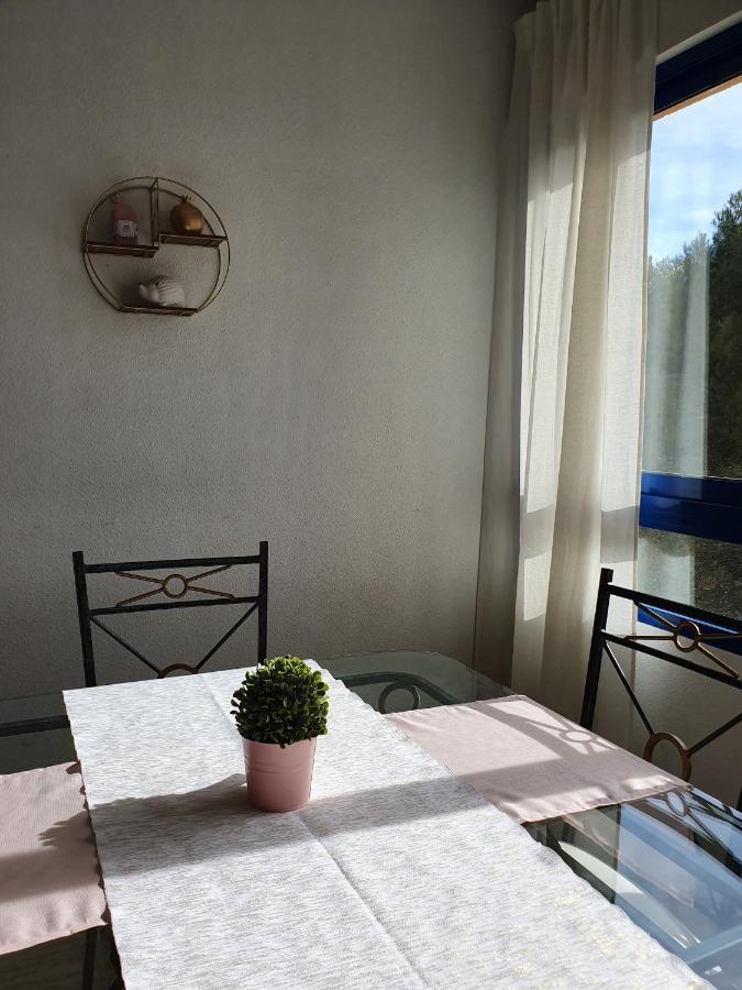 Apartment In Campoamor Overlooking The Swimming Pool Exterior photo