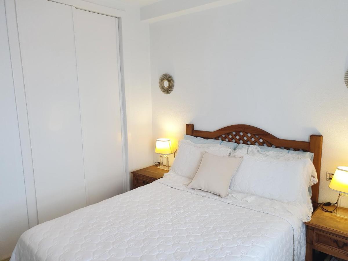 Apartment In Campoamor Overlooking The Swimming Pool Exterior photo